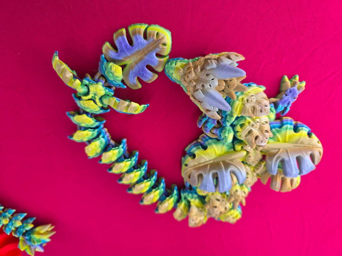 Toy Monstera Leaf Dragon, Articulated Single Color