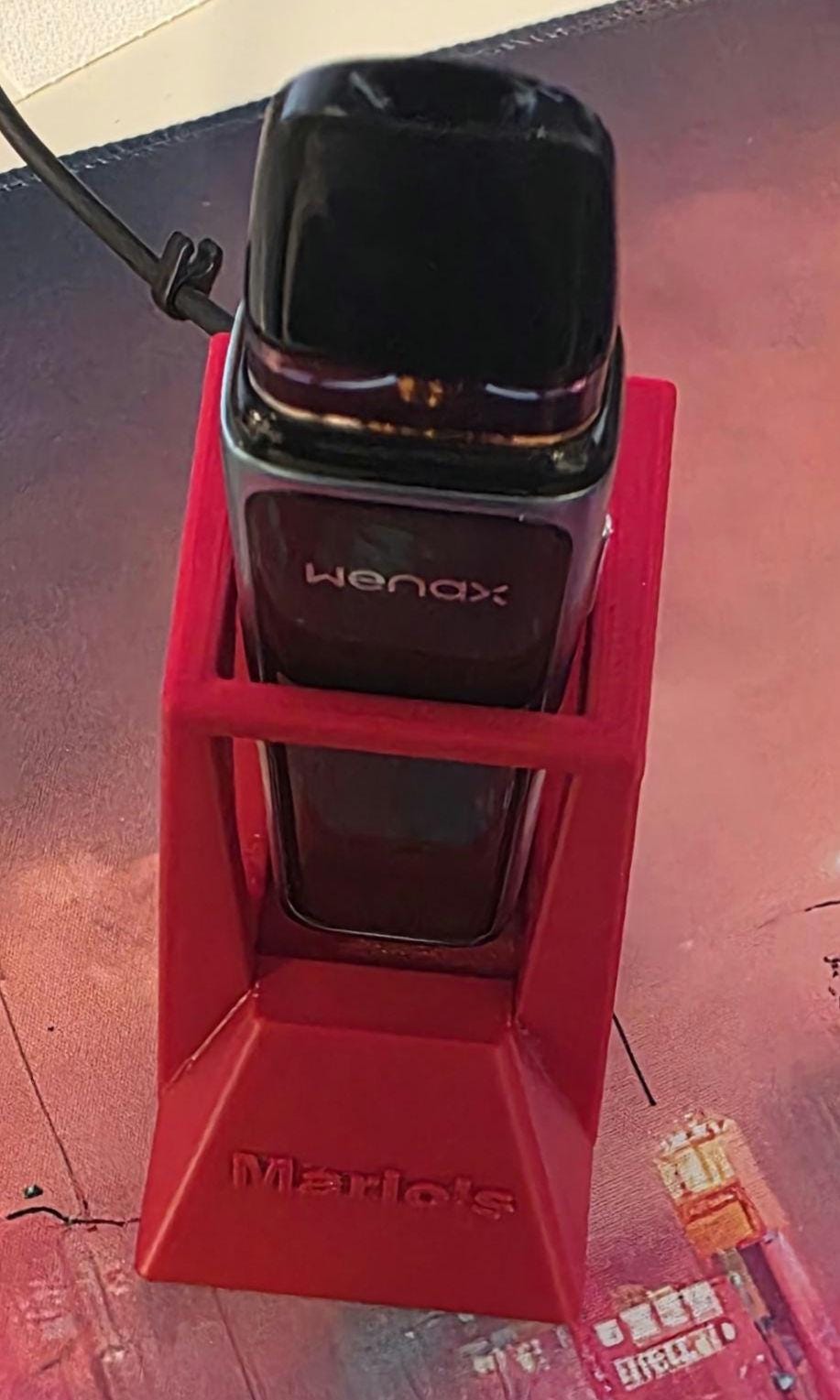 Vape Stand for Wenax- Personalization included, usb charger port