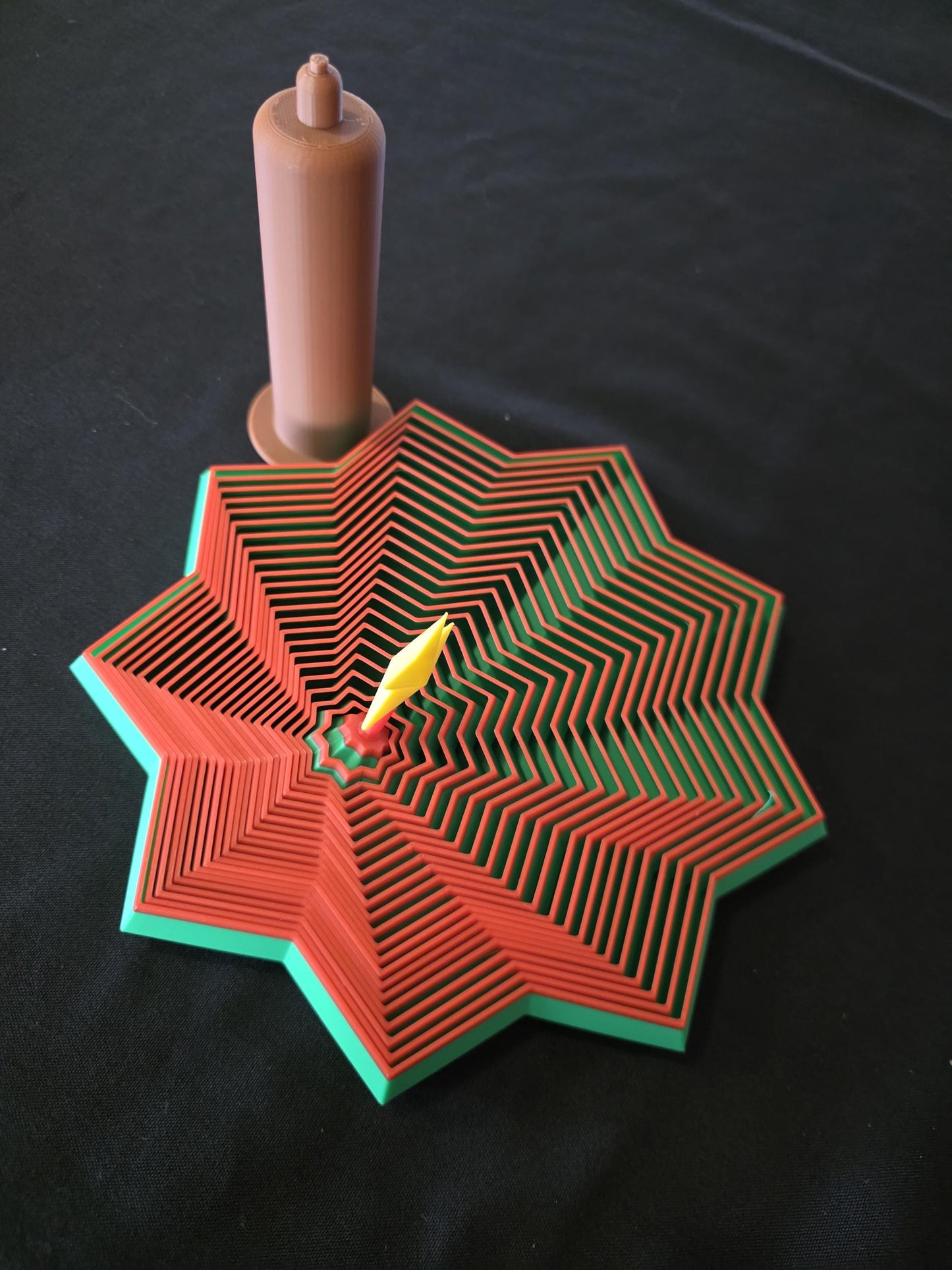 Star Tree Fidget Spinner with Trunk and Star