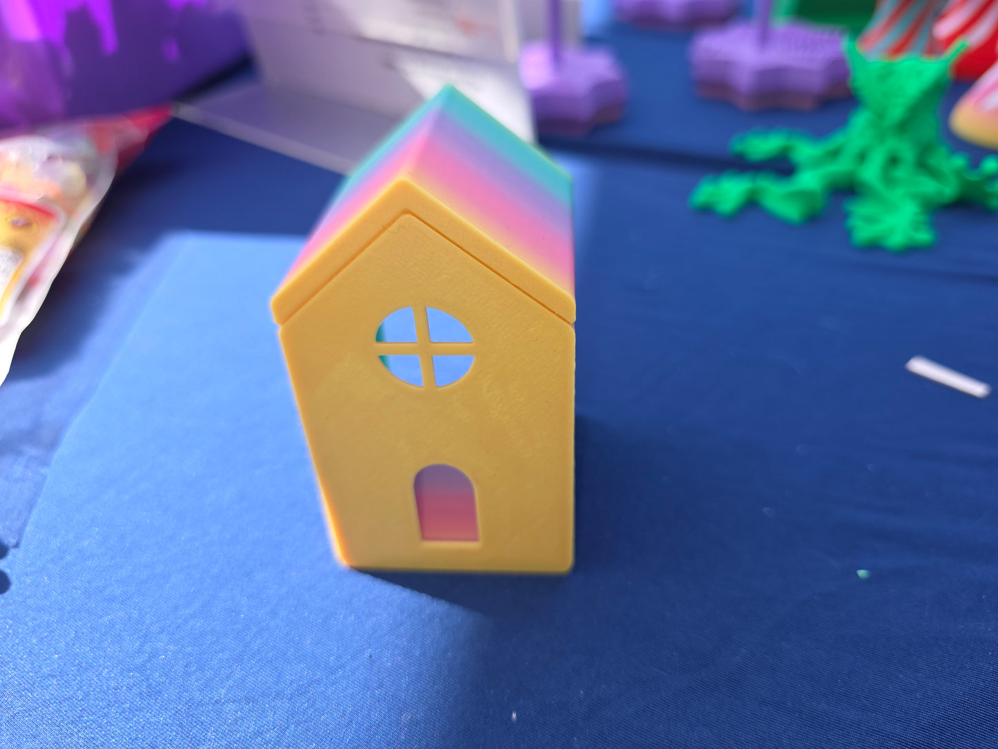 Tea light houses