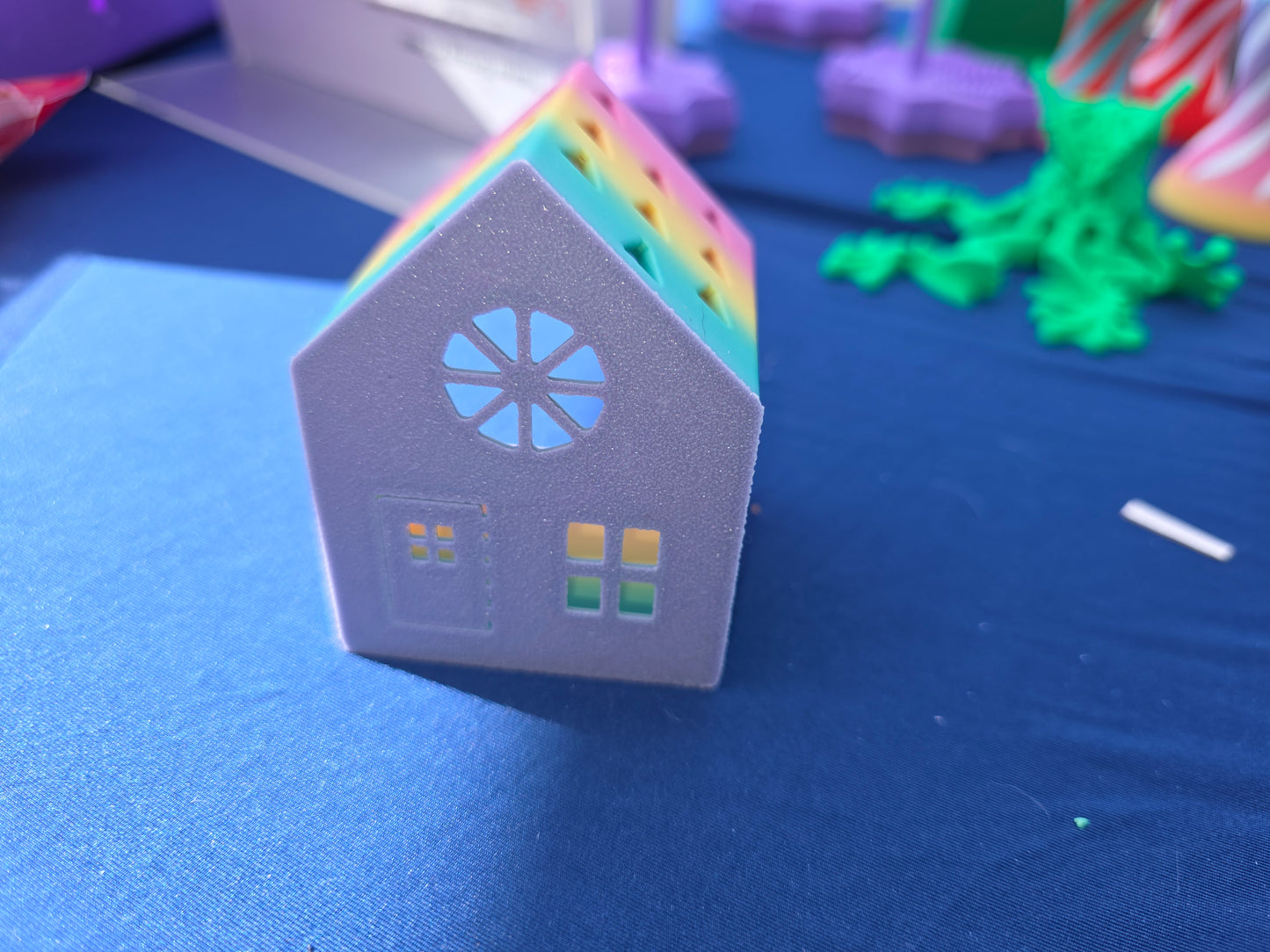 Tea light houses